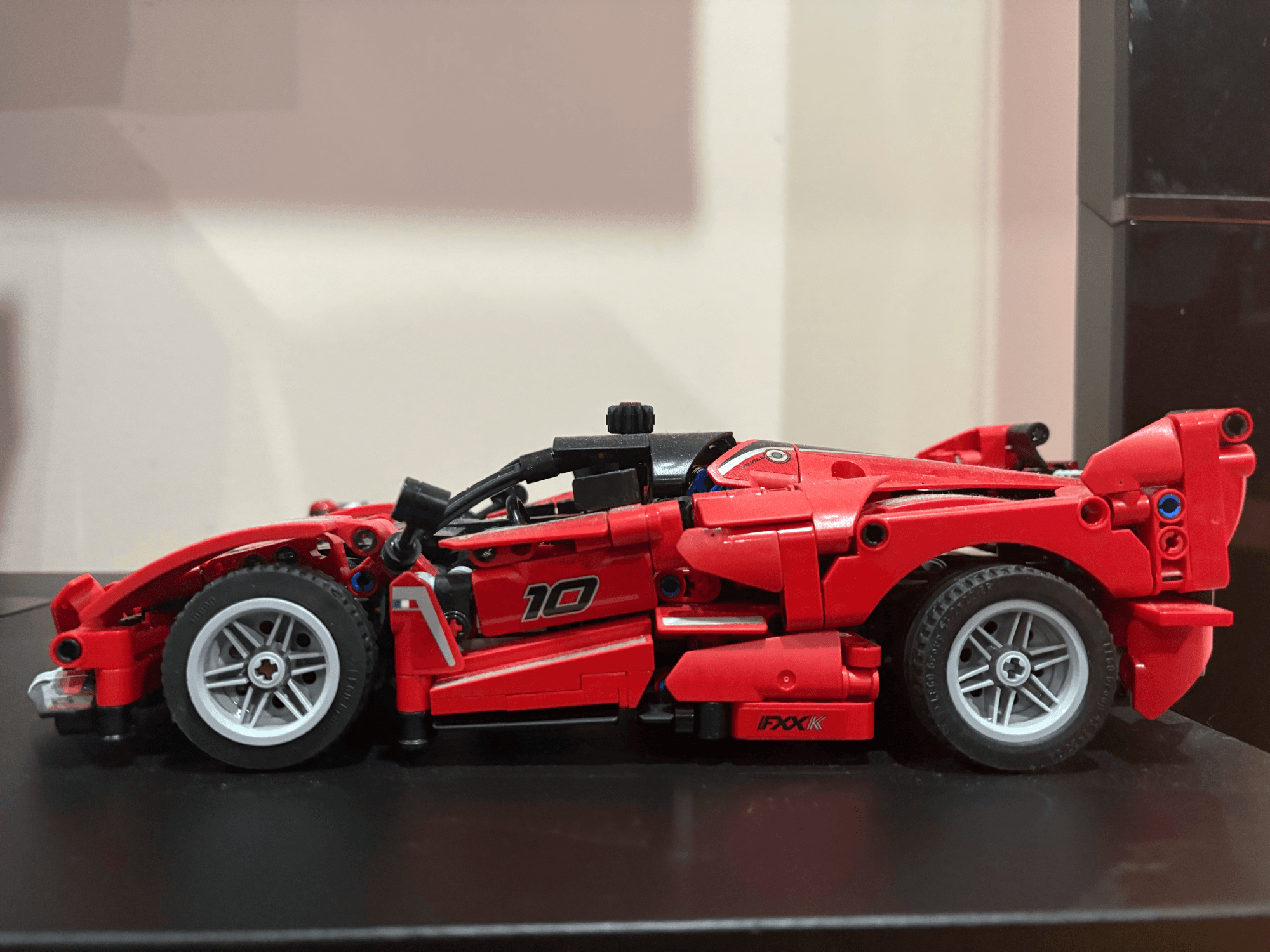 LEGO Ferrari FXX K